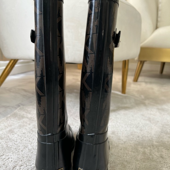 Michael KORS MK Brown Rubber Winter & Rain-boots Size 6 M - Picture 8 of 9